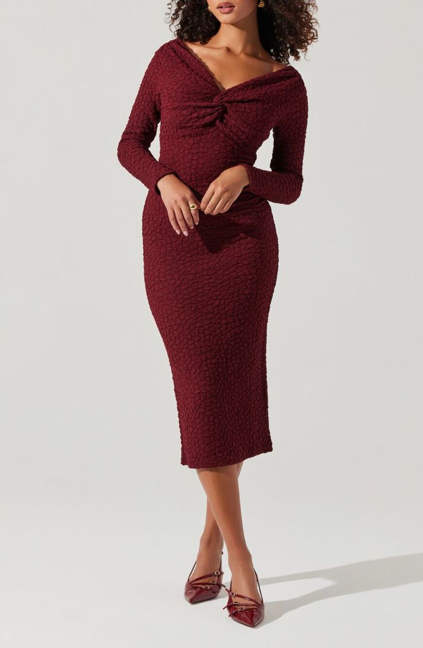New ASTR The Label Textured Knot-Front Off-The-Shoulder Long-Sleeve Midi Dress